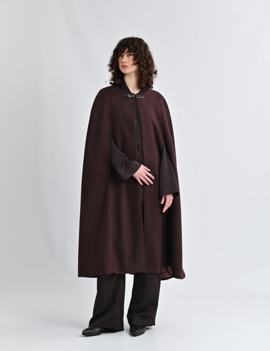 Кейп бордовий з шкіряними лампасами