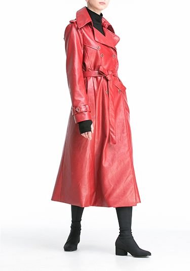 Плащ красный из экокожи Плащ красный из экокожи