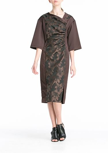 Платье коричневое со вставкой из жаккарда