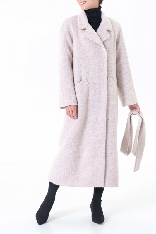 Блідно-рожеве пальто рукав – реглан