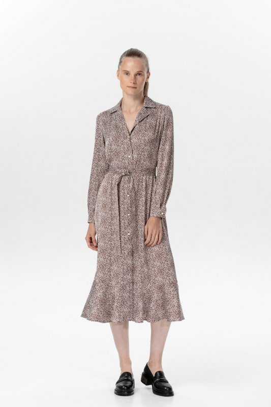 Коричневое платье годе в мелкий горох