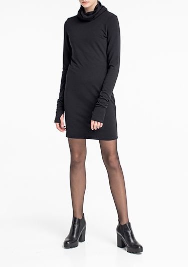 Сукня чорна коротка з високим горлом  Фото 6