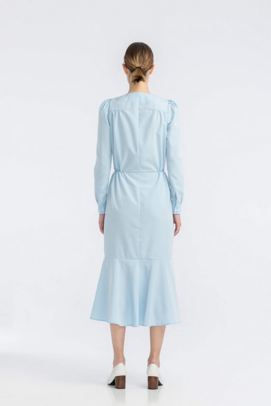 Світло-блакитна приталена сукня нижче коліна Фото 3