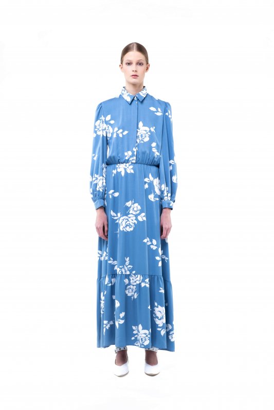 Довга блакитна  бавовняна сукня з квітковим мотивом Фото 2