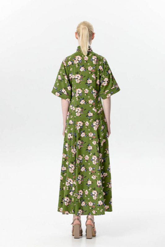 Длинное зеленое платье с цветочным принтом Фото 4