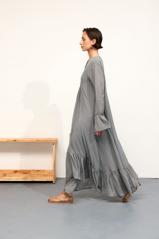 Длинное серое платье свободного кроя Фото 2